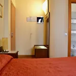 Italia 3*