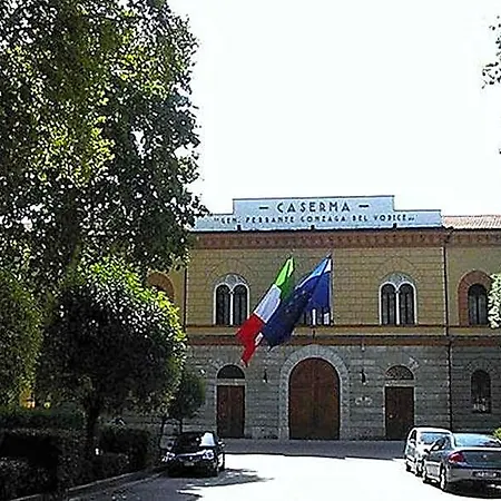 Italia 3* Φολίνιο
