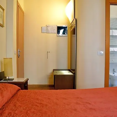 Italia 3*