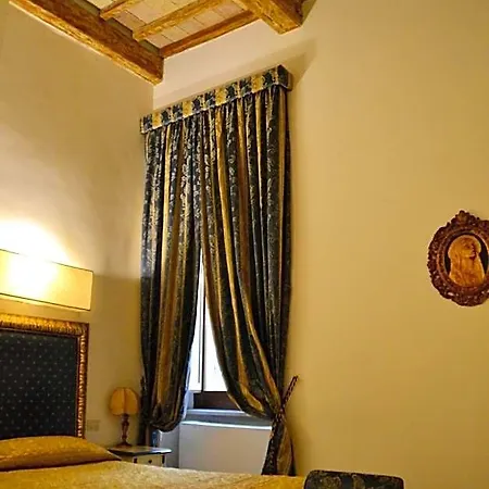 Otel Italia Foligno