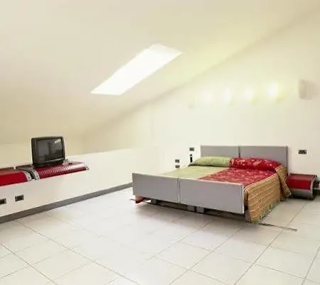 Italia Hotel 3*